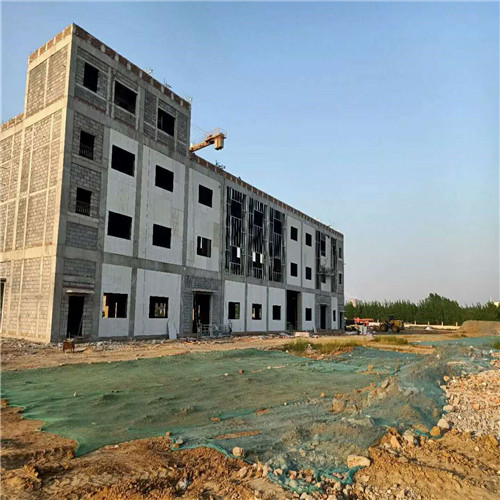 華北制藥股份有限公司泄爆墻加工現(xiàn)場 華北制藥股份有限公司泄爆墻加工現(xiàn)場